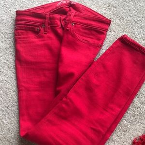 Red Levi’s jeans / Red denim Jeans